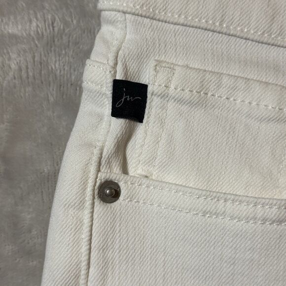 Johnny Was Marseille Baby Boot Ankle Crop Jeans White Women's Size 28 NWT - Picture 10 of 16